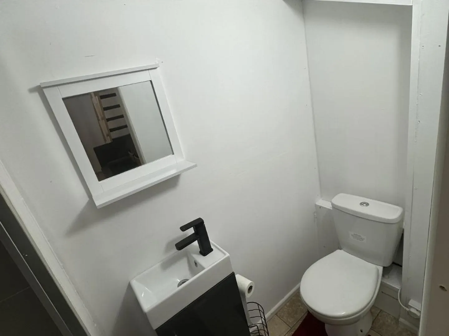 Apartment Duplex Studio 3 Minute Drive From Luton Airport